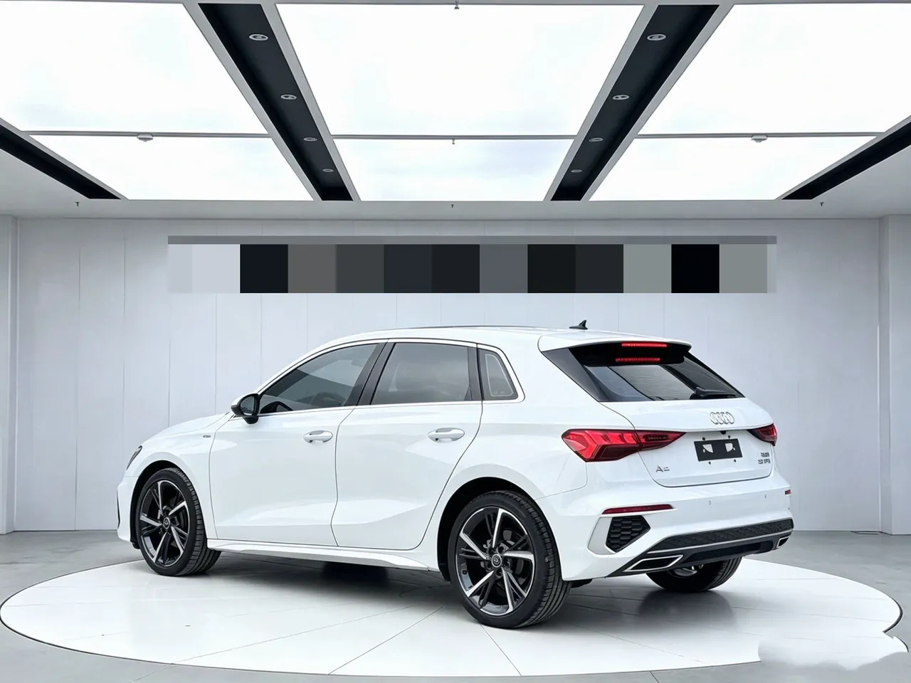 Open image lightbox: Audi 2022 A3 Sportback 1.4TFSI 35TFSI Fashion Sports Automatic