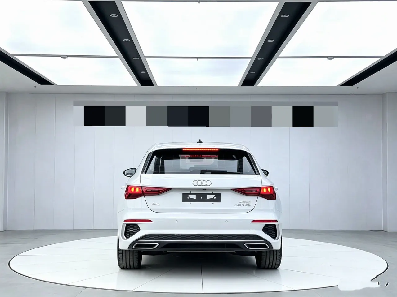 Audi 2022 A3 Sportback 1.4TFSI 35TFSI Fashion Sports Automatic 2