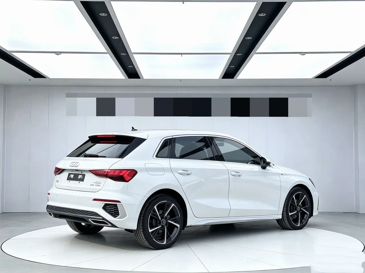 Audi 2022 A3 Sportback 1.4TFSI 35TFSI Fashion Sports Automatic 4
