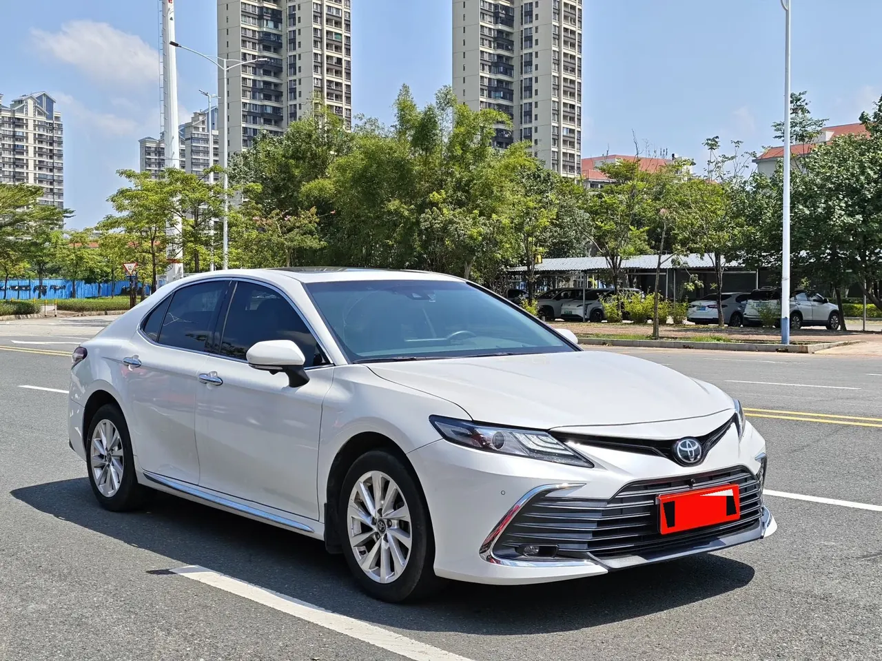 Toyota 2023 Camry 2.0G Stepless Deluxe Edition Automatic Gear 2