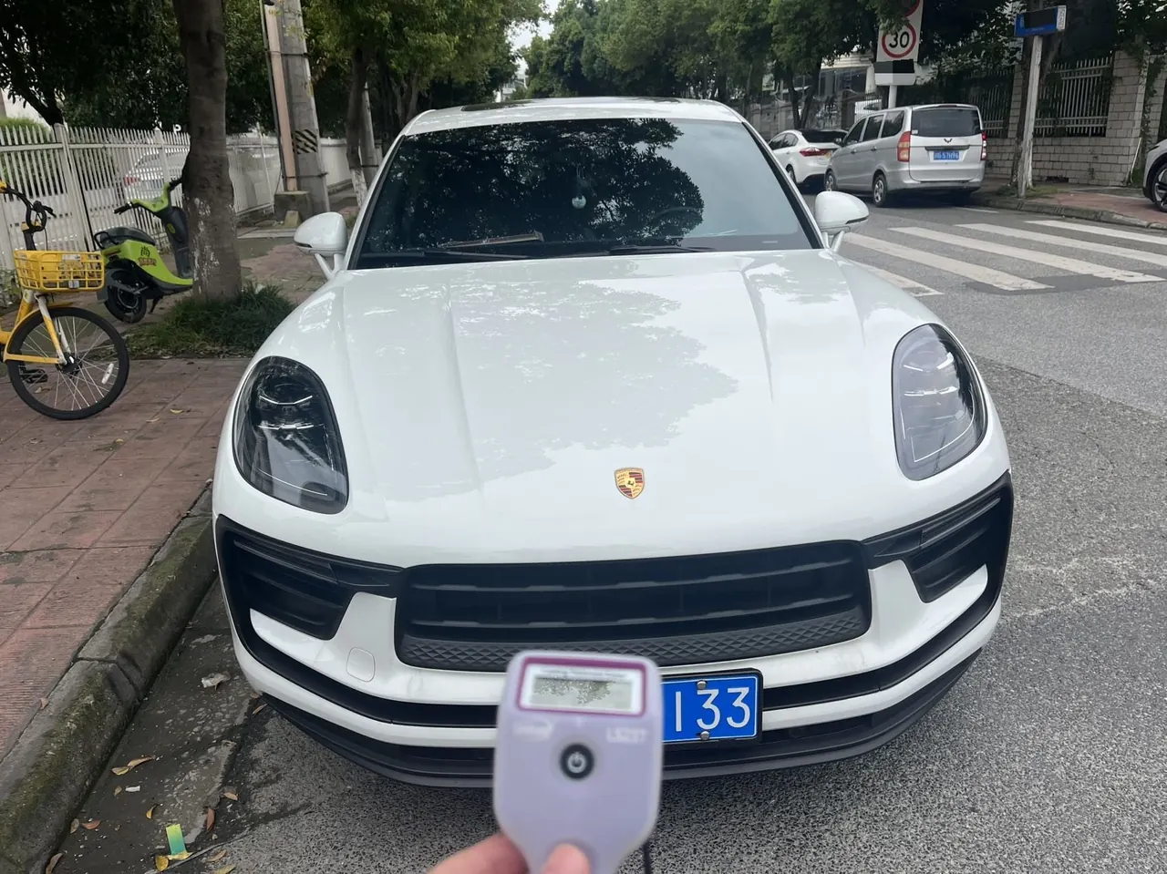 Porsche Macan (Imported) 2023 Macan 2.0T Automatic Gear 2