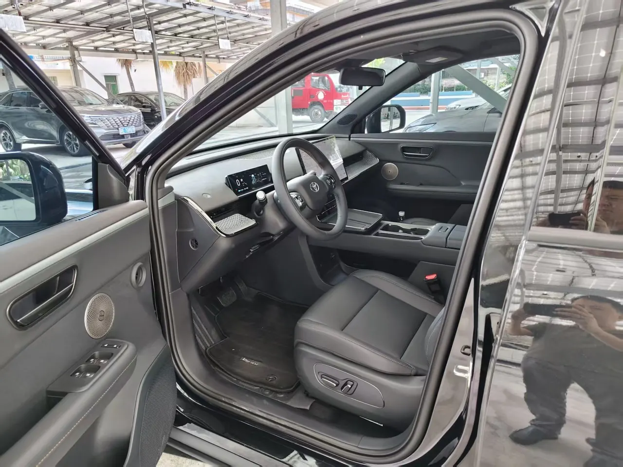 Toyota 2026 BZ3X 520 Pro Automatic 4