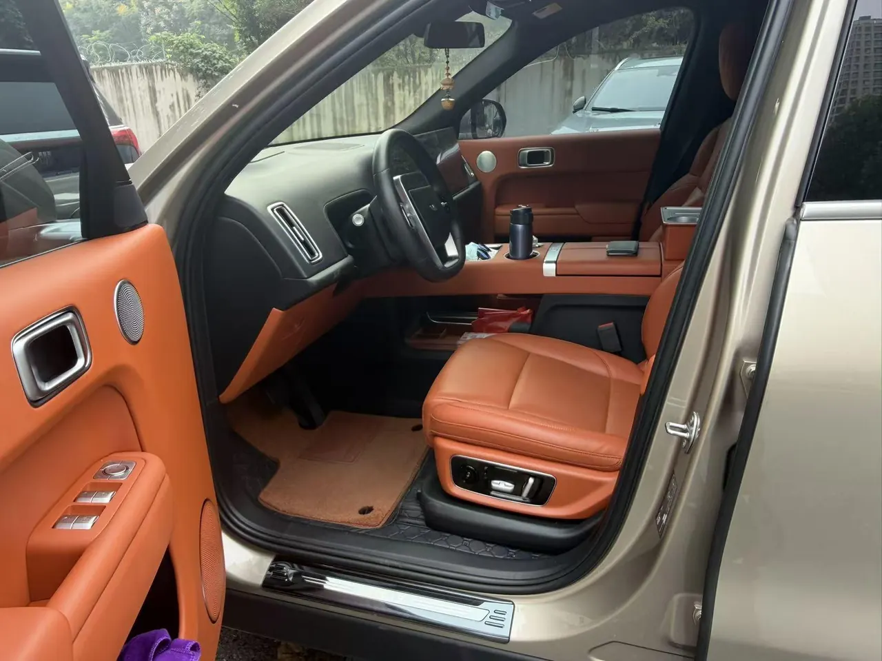 Li 2022 L9 1.5T Max Edition Automatic Gear 4