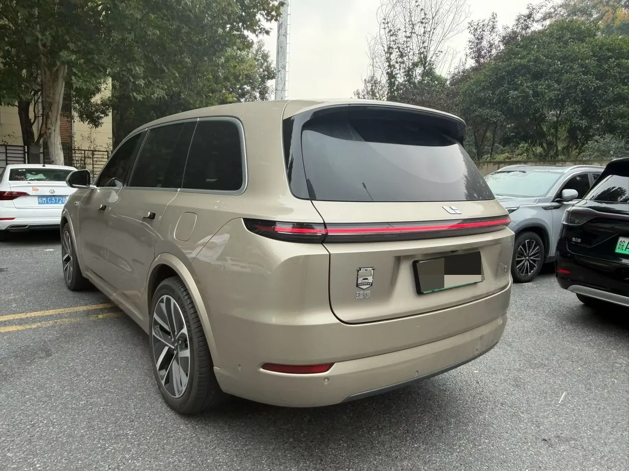 Li 2022 L9 1.5T Max Edition Automatic Gear 9