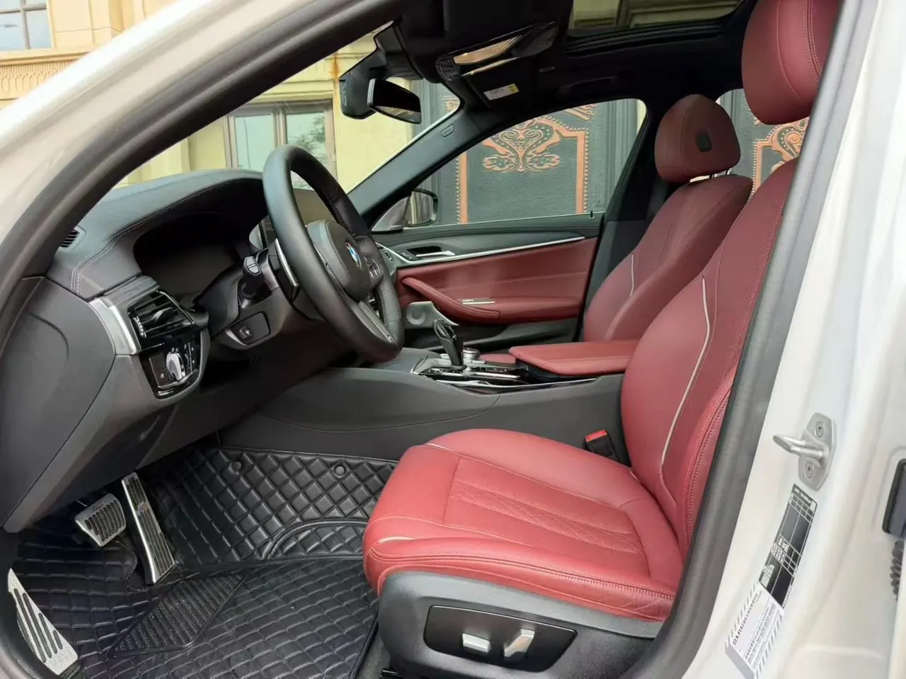 BMW 5 Series 2022 530Li 2.0T Leading M Sports Suit (Modified) Automatic Gear 4