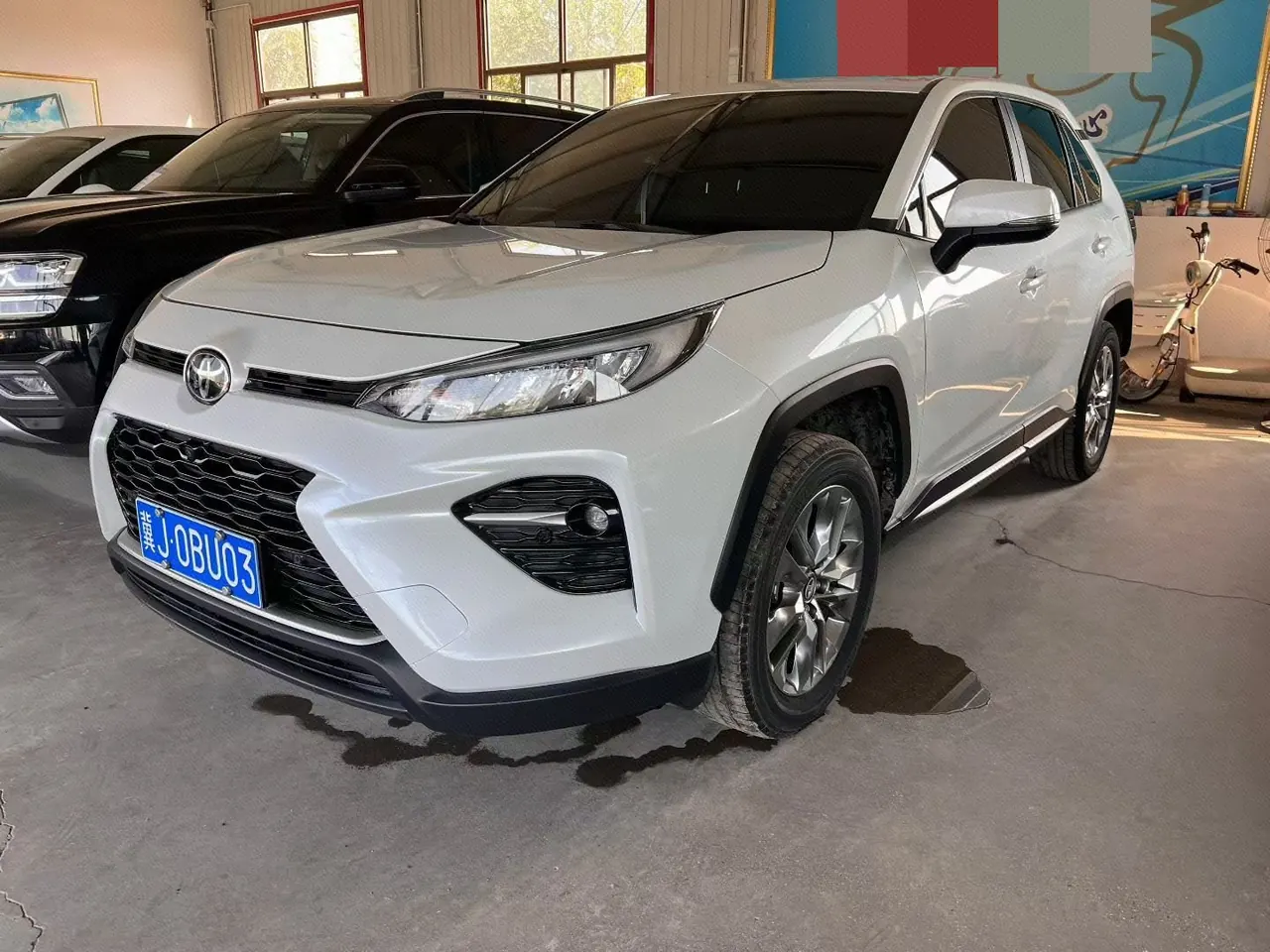 打开图片灯箱:Toyota 2023 Willanda 2.0 Stepless Two-Drive Luxury PLUS Edition Automatic Gear