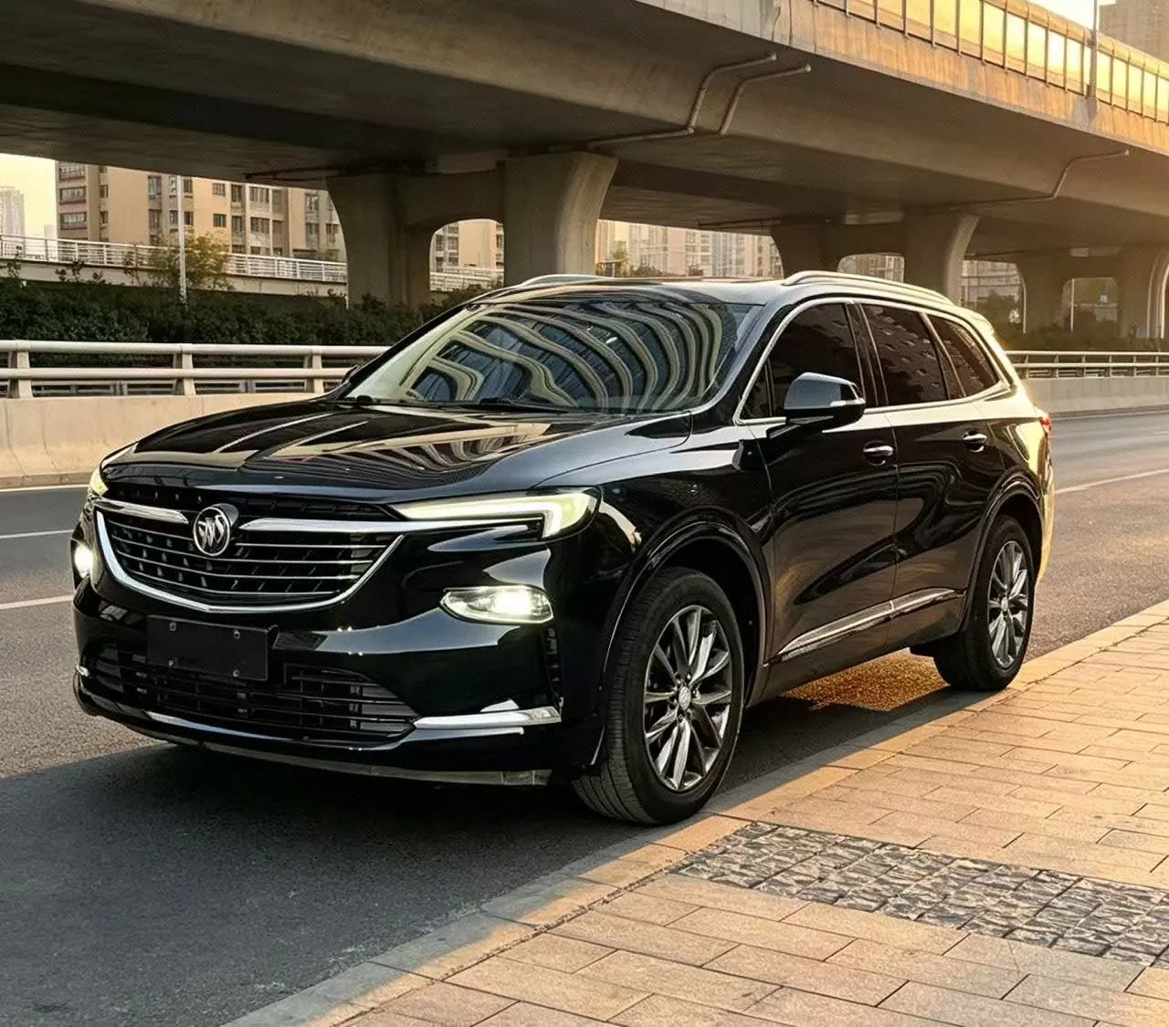 Открыть галерею: Buick 2020 Angke Flag 2.0T 28T Two-Drive Luxury Automatic Gear