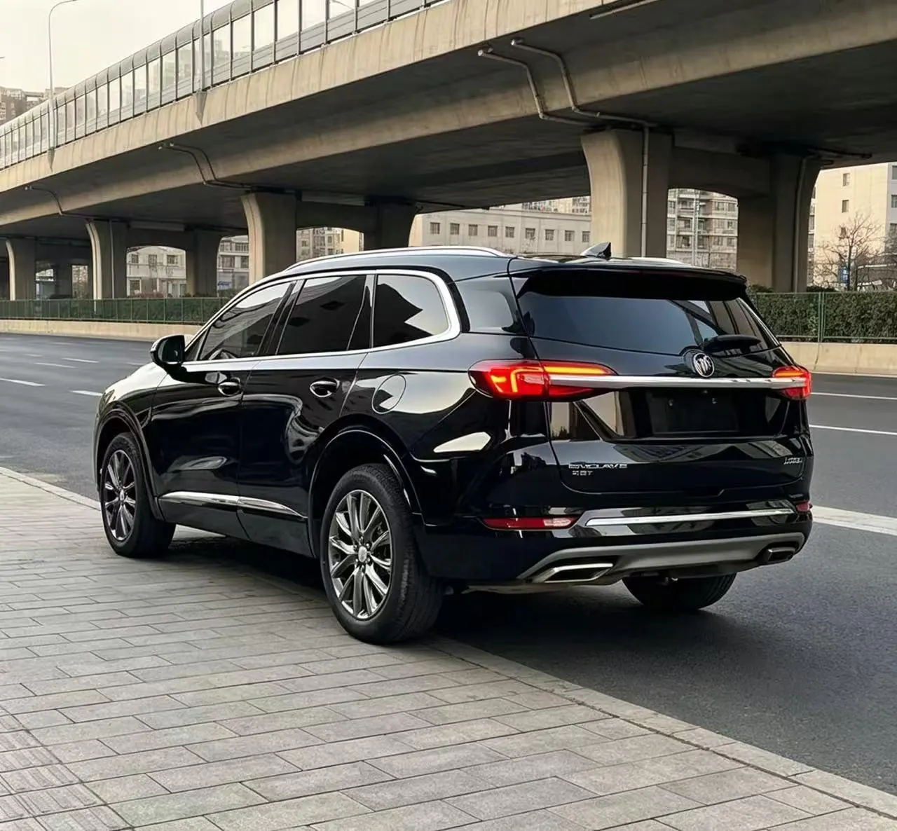 Buick 2020 Angke Flag 2.0T 28T Two-Drive Luxury Automatic Gear 3