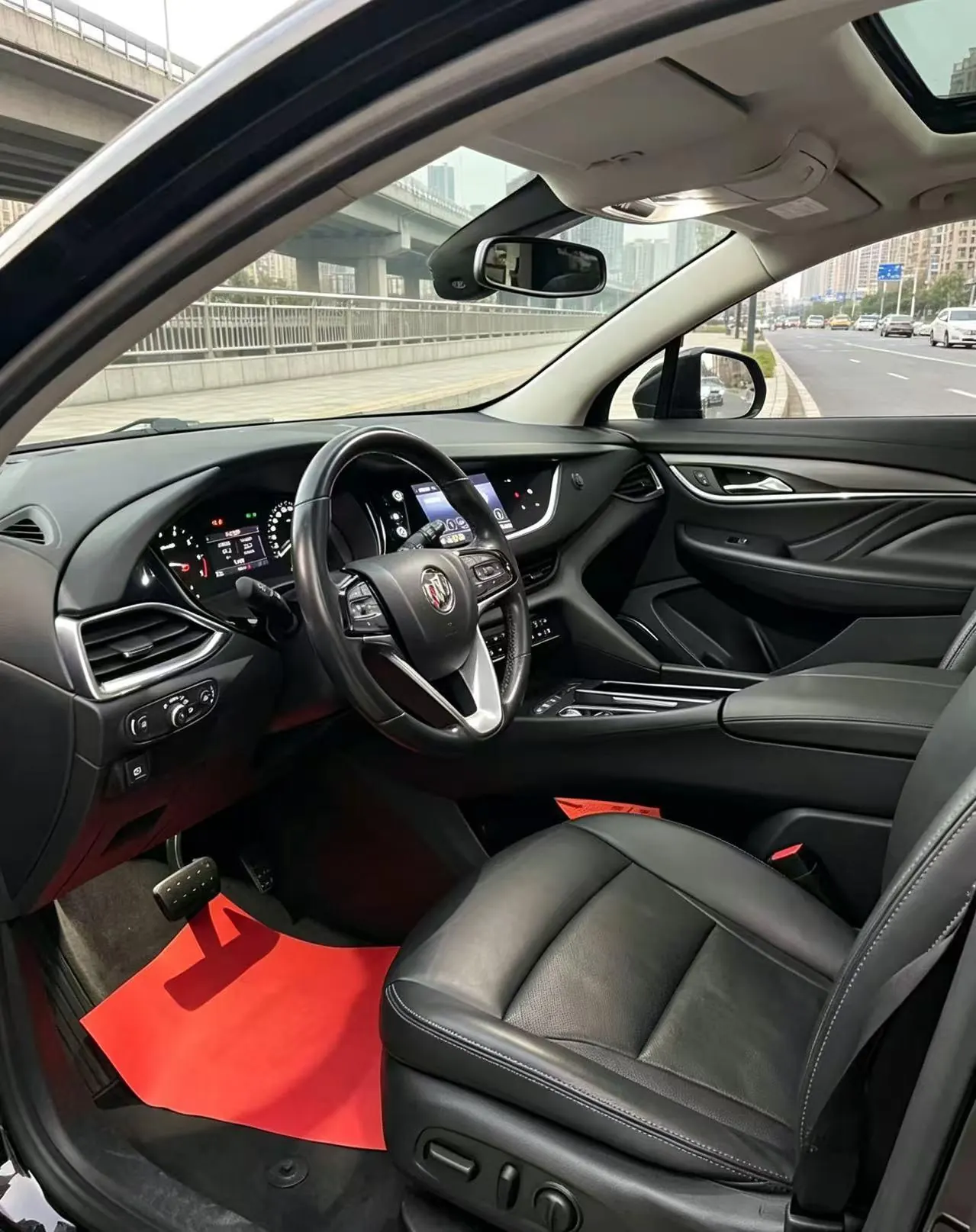 Buick 2020 Angke Flag 2.0T 28T Two-Drive Luxury Automatic Gear 6