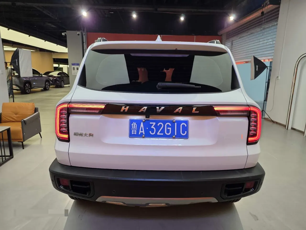 Haval 2022 big dog 1.5T two-wheel drive Labrador version automatic gear 8