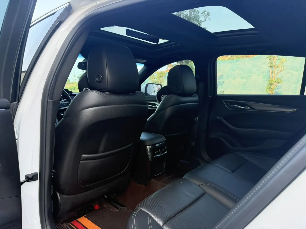 Cadillac 2022 CT5 2.0T 28T luxury automatic gear 9