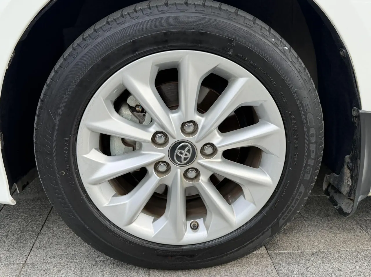 Toyota 2021 corolla 1.2T stepless elite PLUS version of automatic gear 5