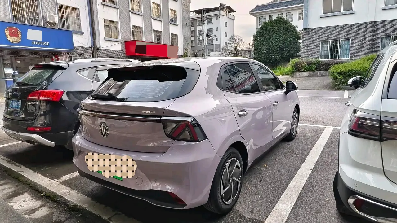 MG 2026 MG4 EV 437 leisurely version of automatic gear 3