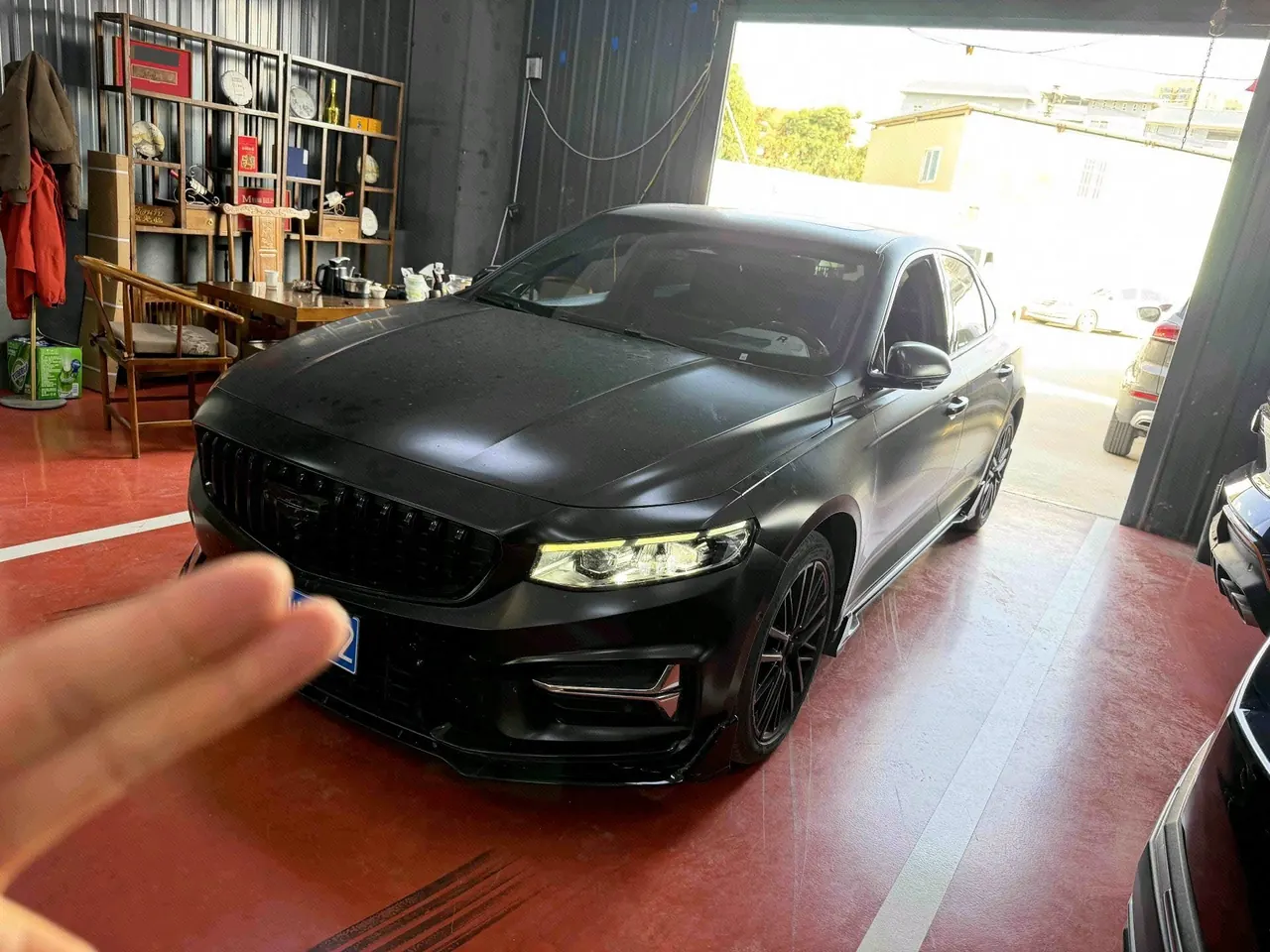 Open image lightbox: Geely 2023 xingrui 2.0TD only this green version of automatic gear