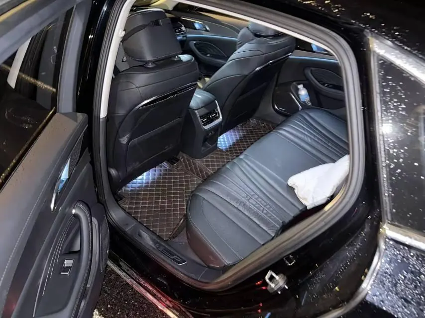 HongQi 2023 H5 2.0T Zhilian Qi Chang Edition Automatic Gear 4