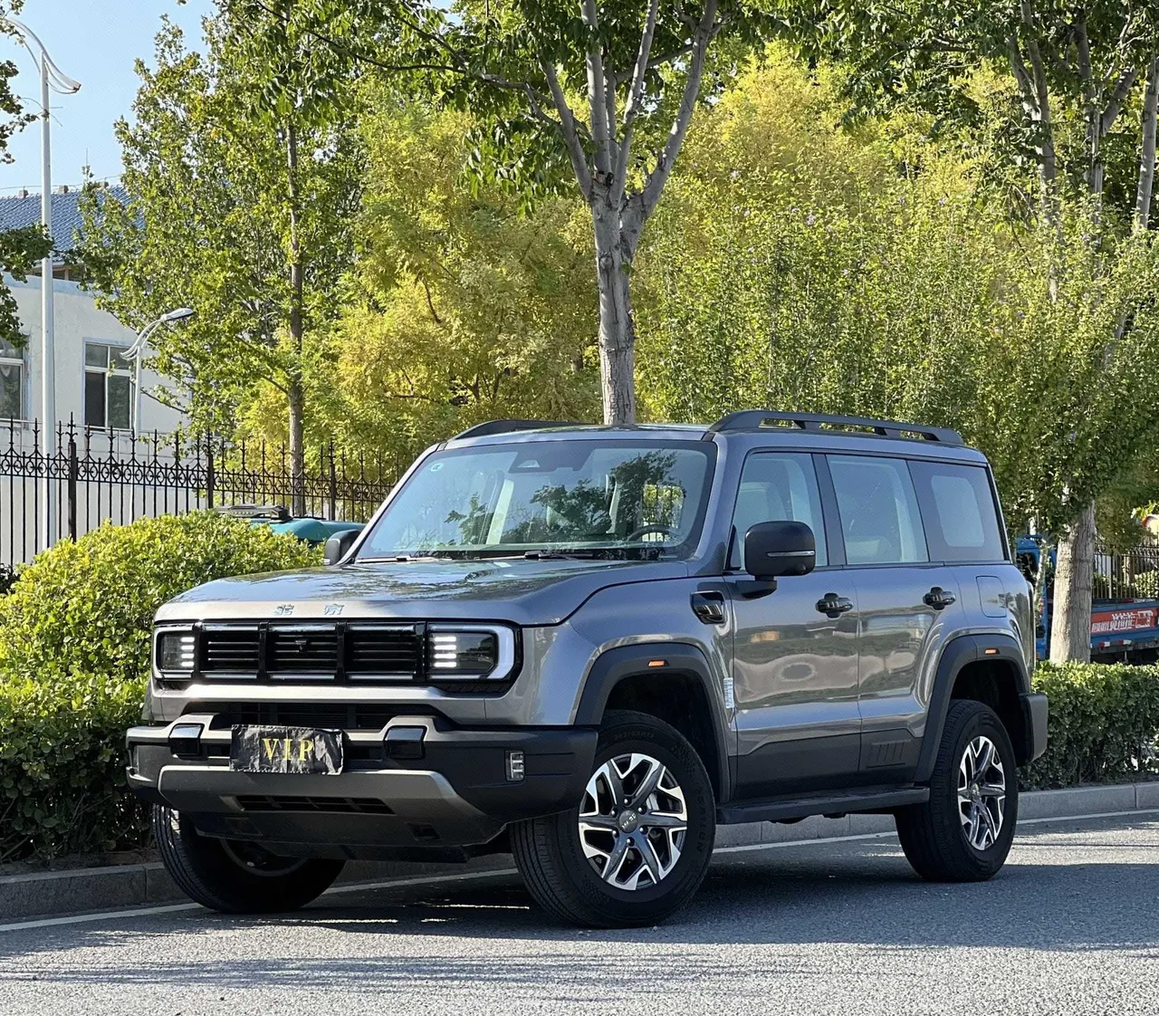 Открыть галерею: Beijing 2026 BJ40 2.0T Standard Edition Automatic