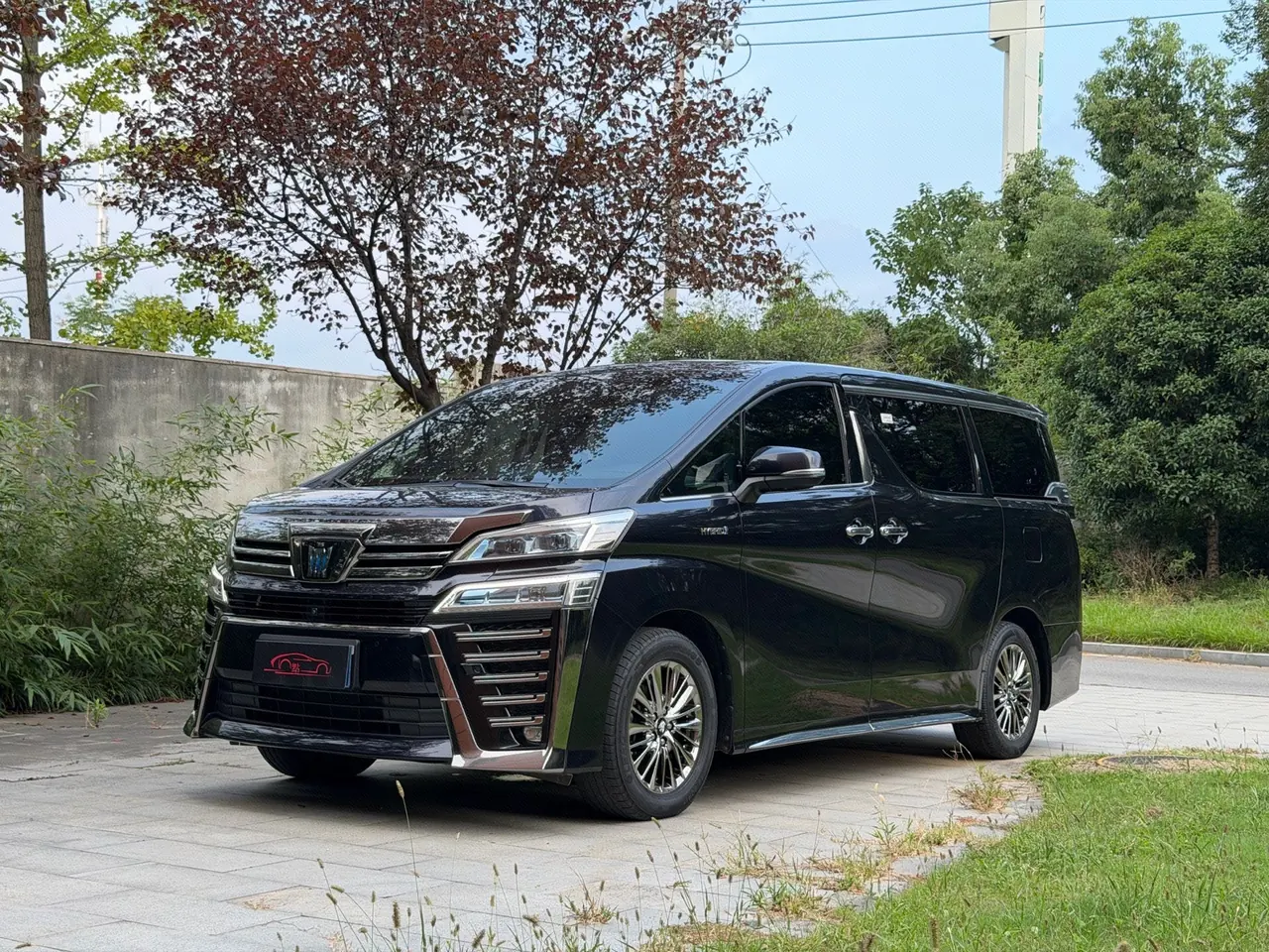 Open image lightbox: Toyota Wilfa (Imported) 2021 Crown Wilfa 2.5 Stepless Crown HV Extreme Edition Automatic Gear