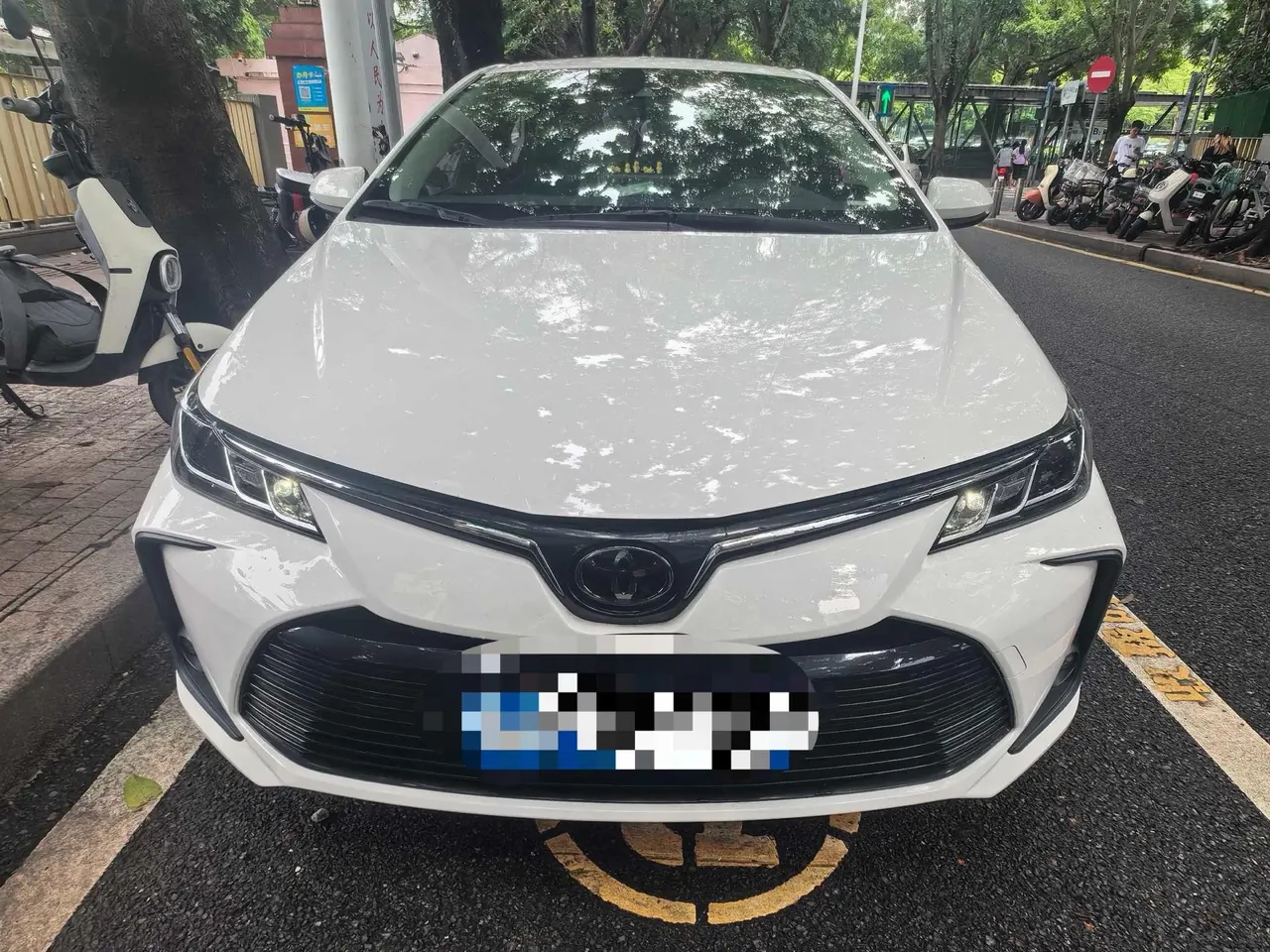 Toyota 2021 corolla 1.2T stepless elite PLUS version of automatic gear 2