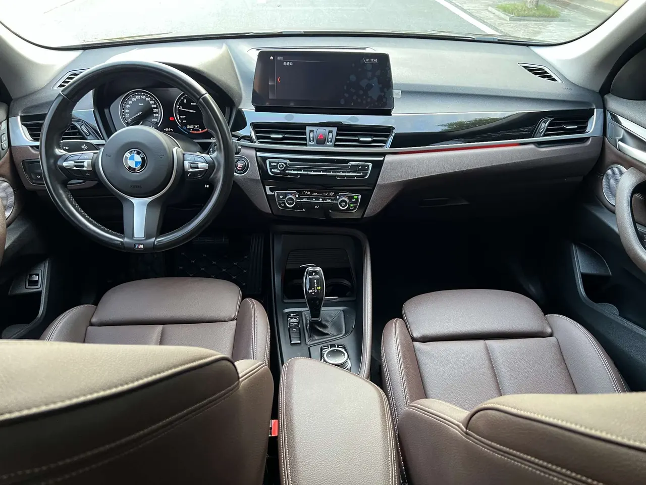 BMW 2021 X1 sDrive25Li 2.0T Leading Automatic Gear 2