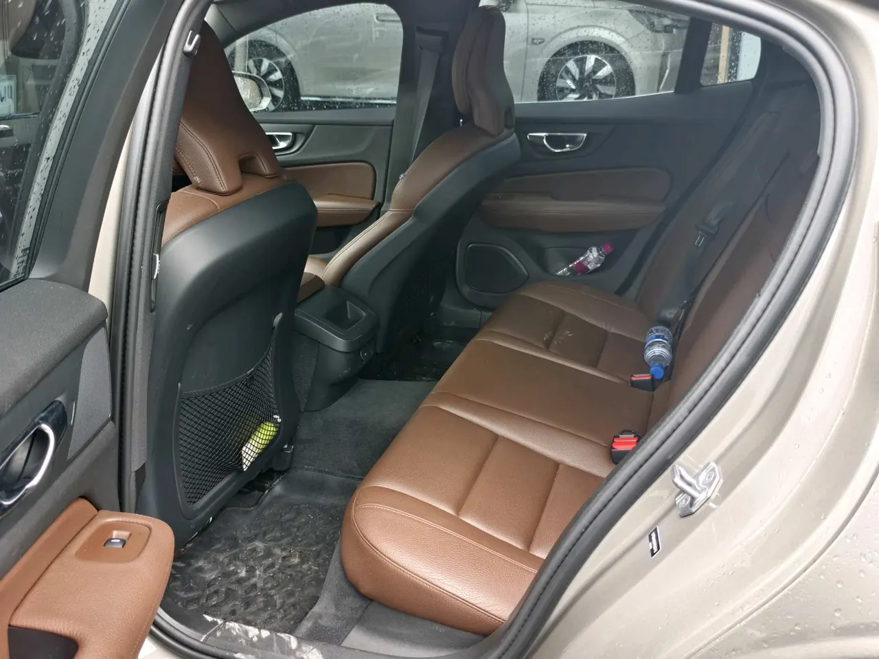 Volvo 2021 S60 2.0T T4 Zhiyi Deluxe Edition Automatic Gear 9