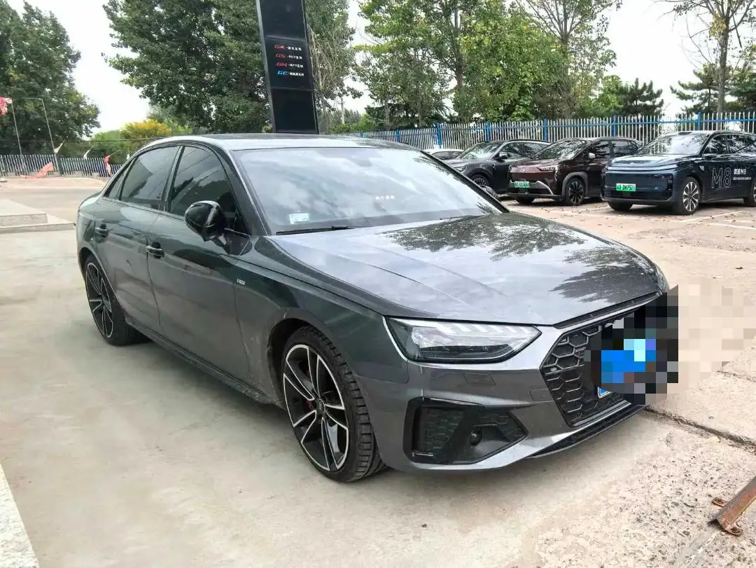 Audi 2024 A4L 2.0TFSI 45TFSI Quattro Selected Dynamic Automatic 2