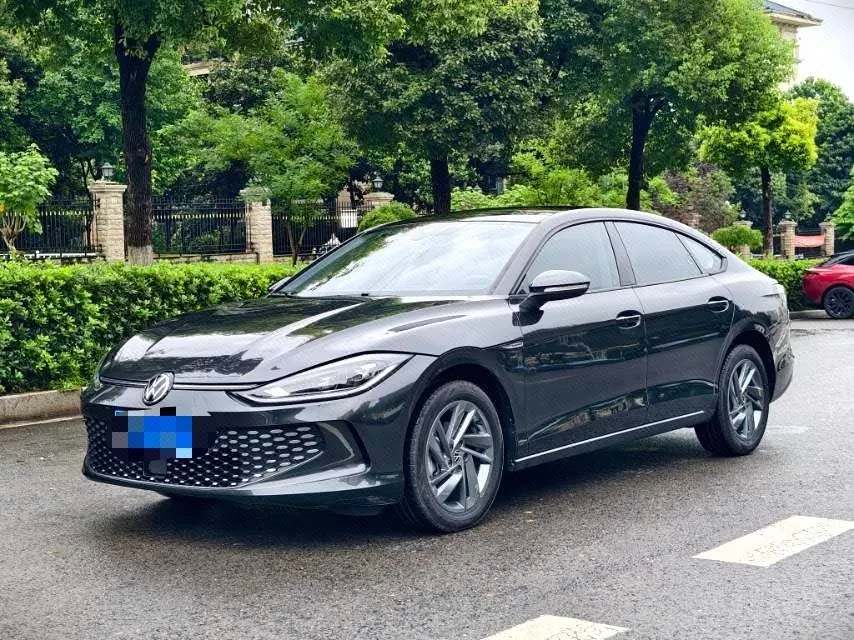 Открыть галерею: Volkswagen 2024 Ling Du L 1.4TSI 280TSI Cool Hot Edition Automatic Gear