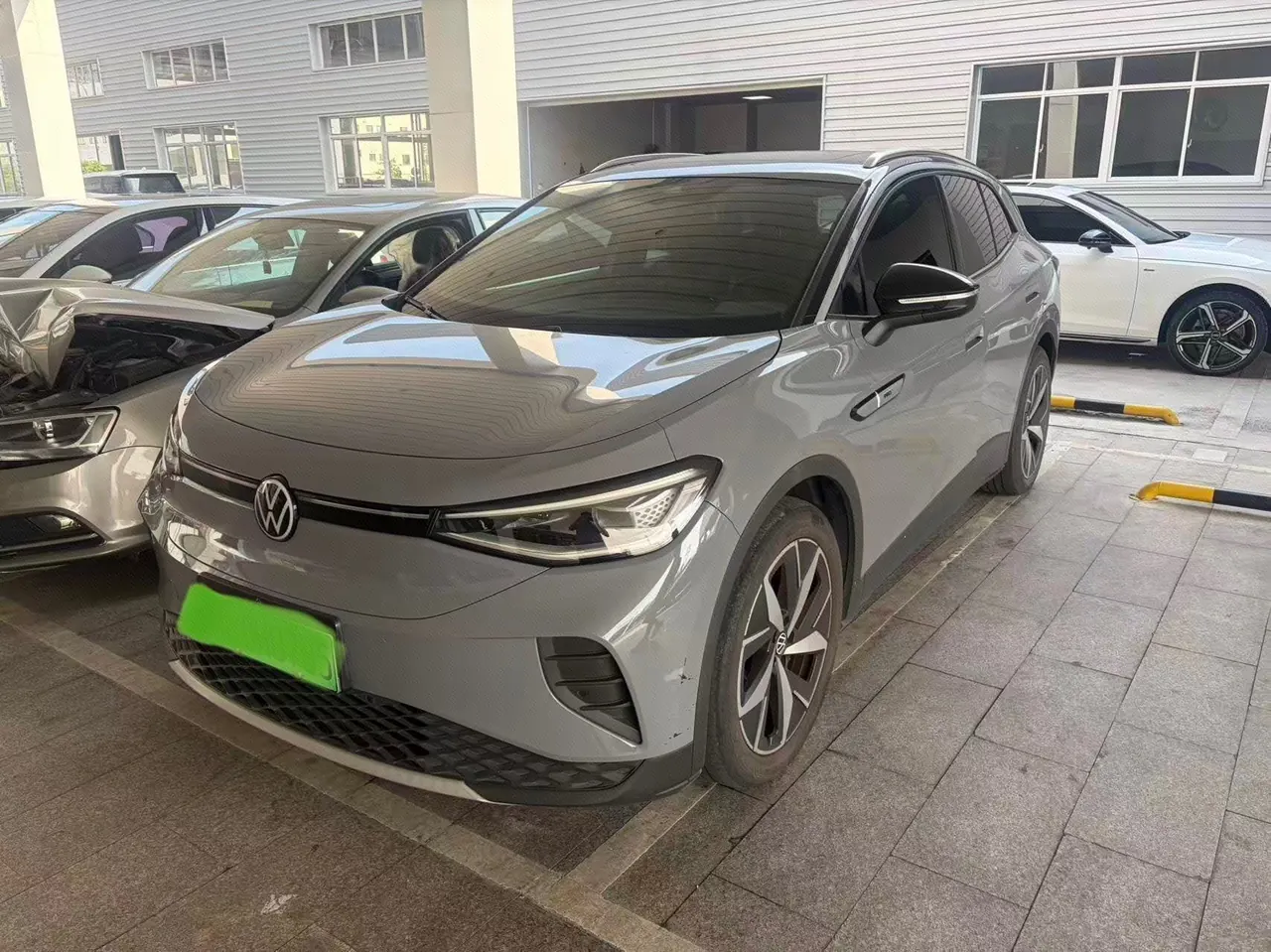 Открыть галерею: Volkswagen 2021 ID. 4 CROZZ Long Endurance PRO Two-Drive Automatic Gear