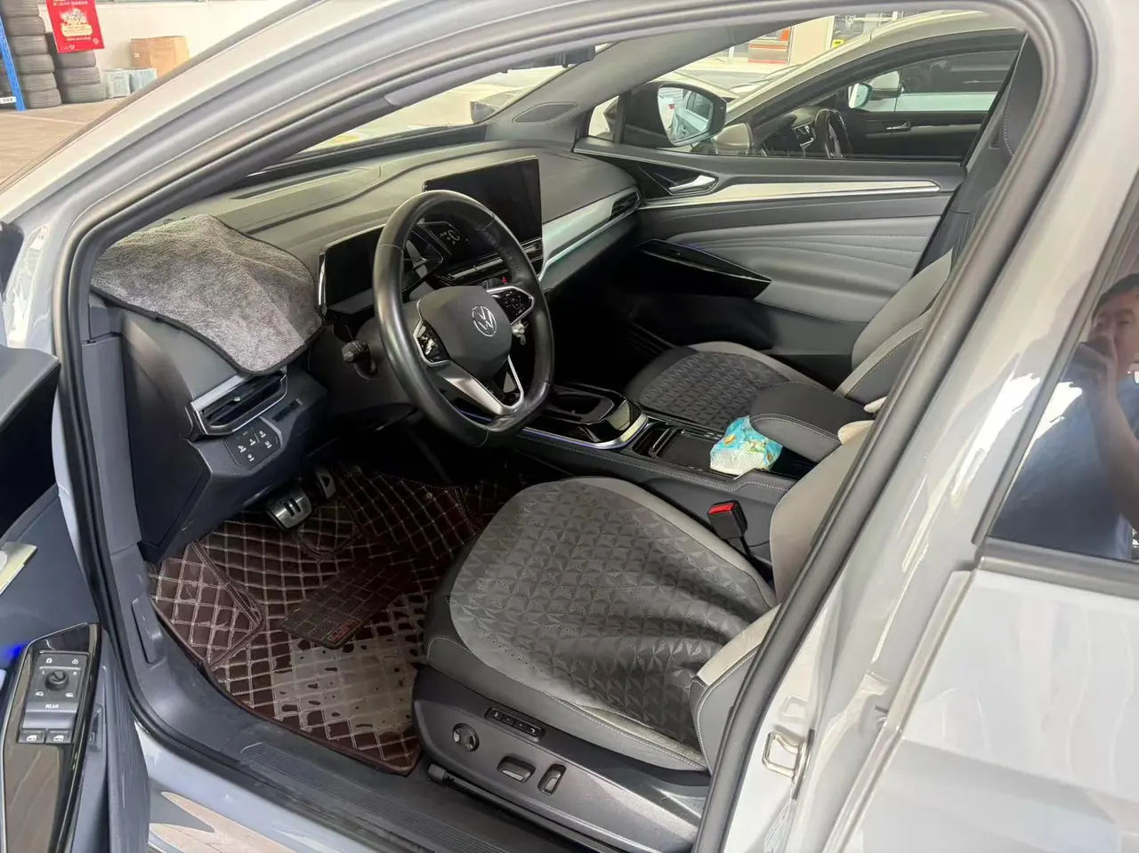 Volkswagen 2021 ID. 4 CROZZ Long Endurance PRO Two-Drive Automatic Gear 2