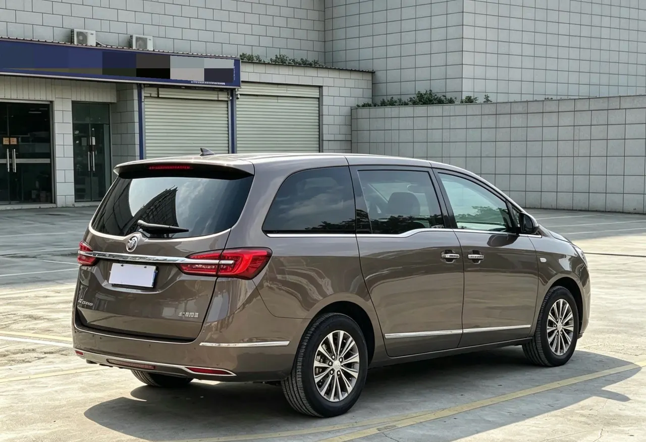 Buick 2021 GL8 Land Business Class 2.0T 652T Luxury Automatic Gear 4