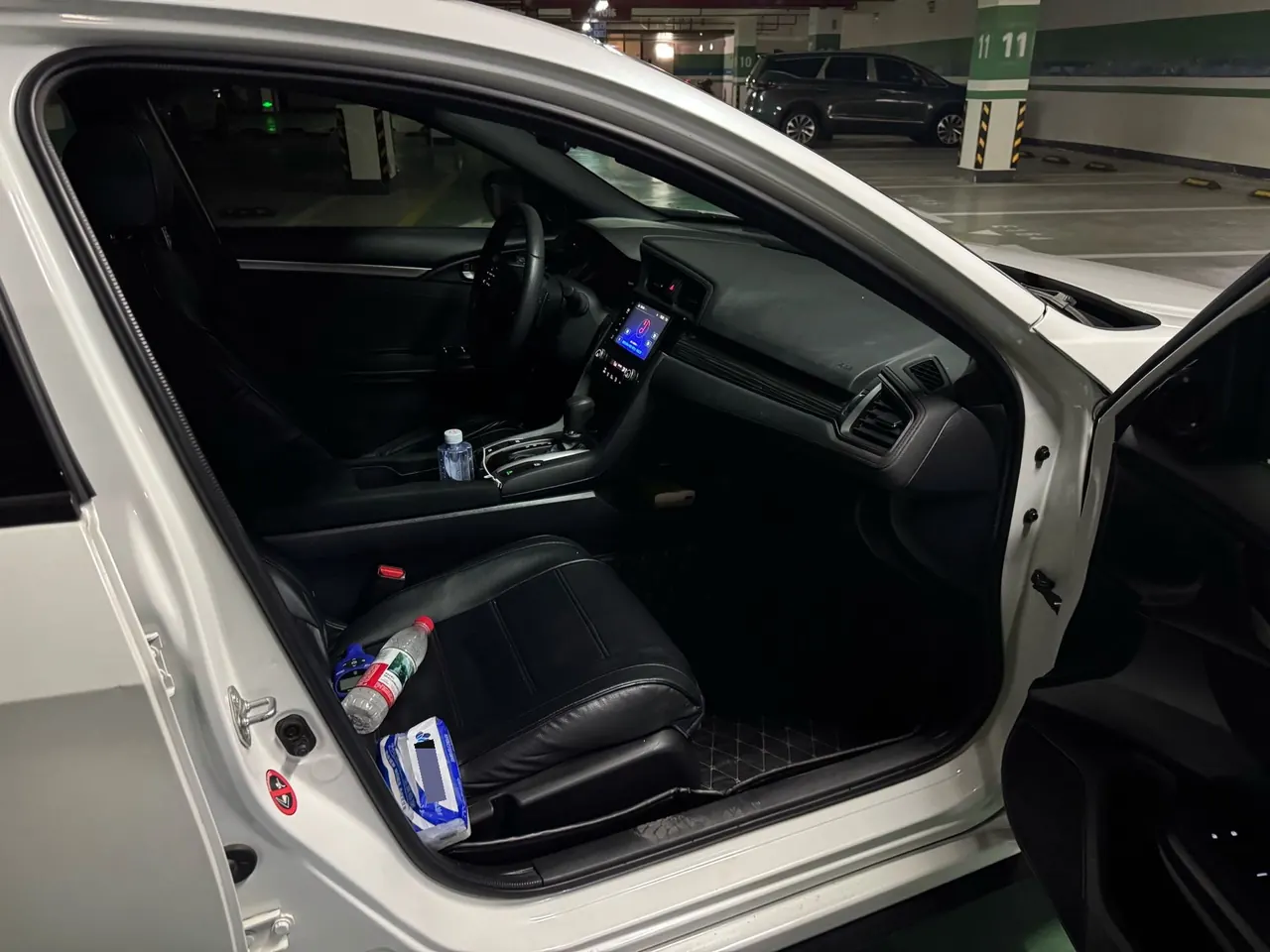 Honda 2021 Civic Hatchback 1.5T Stepless 220TURBO Tide Cool Control Automatic Gear 3