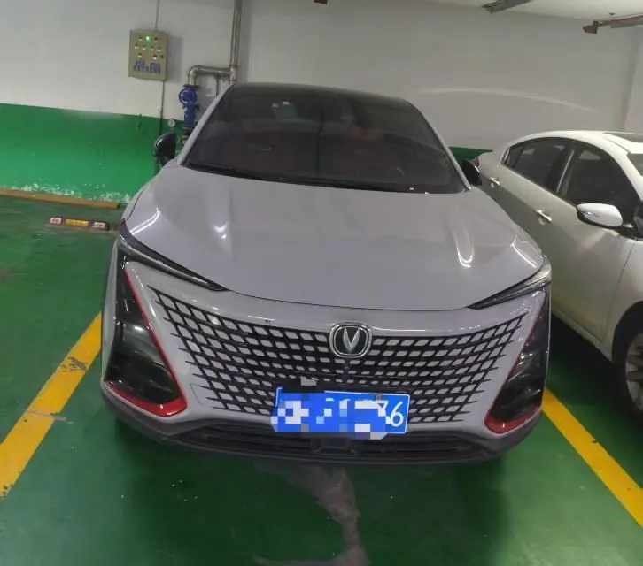 ChangAn 2021 UNI-T 1.5T Sports Flagship Automatic Gear 2