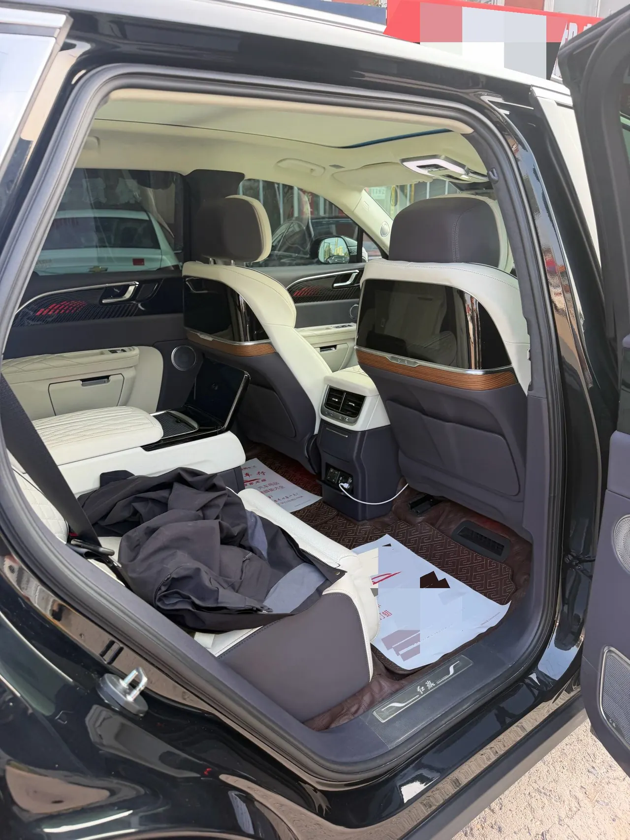 HongQi 2021 E-HS9 flag, collar 4 automatic gear 7