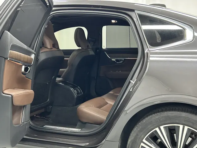 Volvo 2021 S90 48V 2.0T B5 Zhiyuan Sports Edition Automatic Gear 15