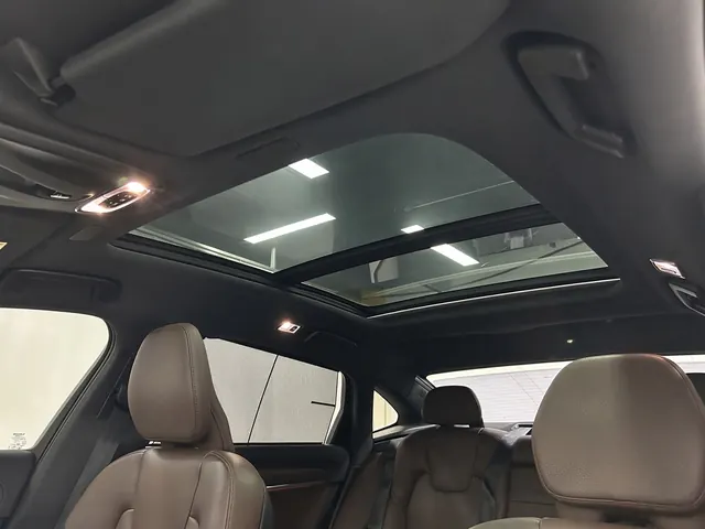 Volvo 2021 S90 48V 2.0T B5 Zhiyuan Sports Edition Automatic Gear 16