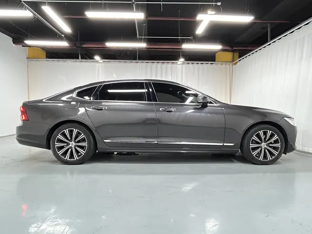 Volvo 2021 S90 48V 2.0T B5 Zhiyuan Sports Edition Automatic Gear 6