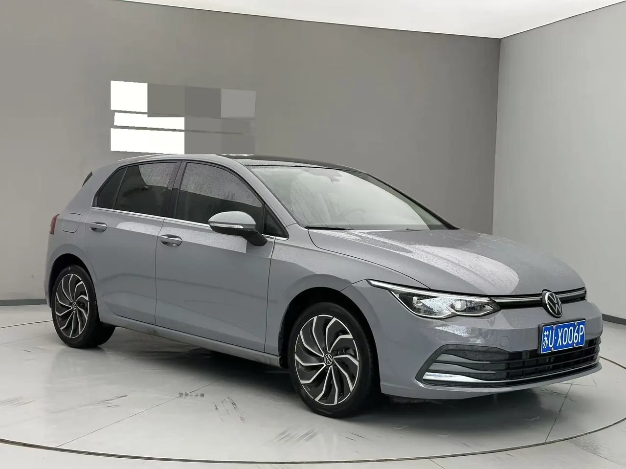 Volkswagen 2021 Golf 8 PRO 1.4TSI 280TSI First Edition Automatic 2