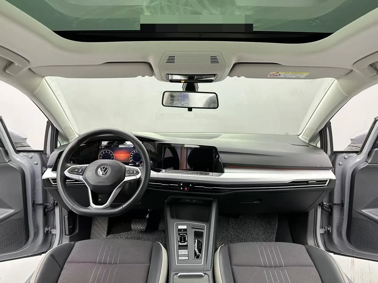 Volkswagen 2021 Golf 8 PRO 1.4TSI 280TSI First Edition Automatic 4