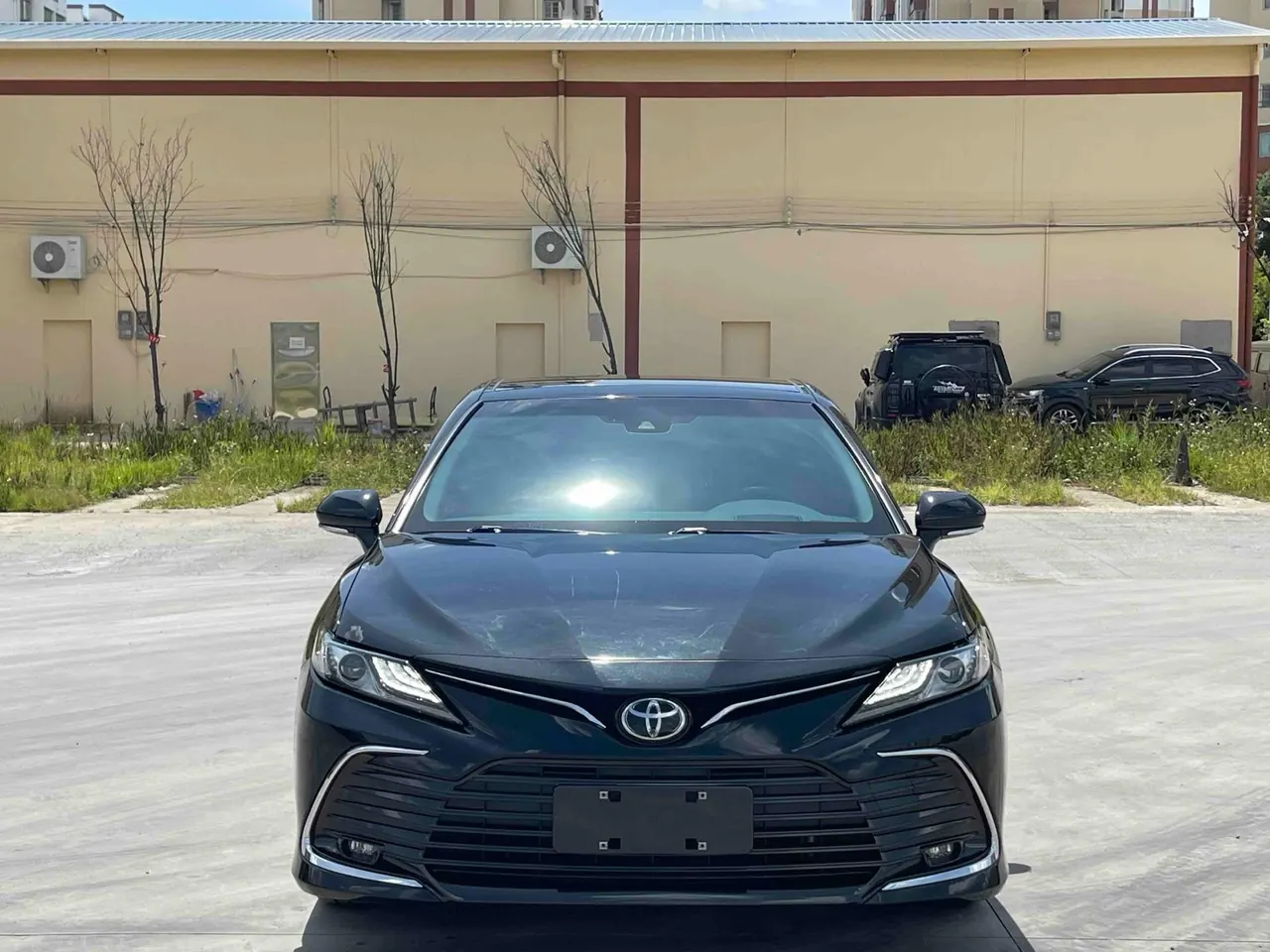 Toyota 2021 Camry 2.5G Deluxe Edition Automatic Gear 2