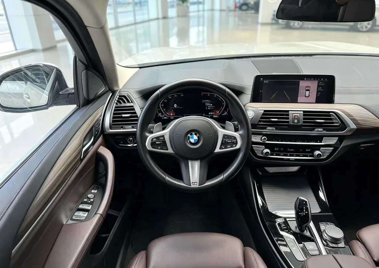 BMW 2021 X3 xDrive28i 2.0T M sports suit (changed) automatic gear 3