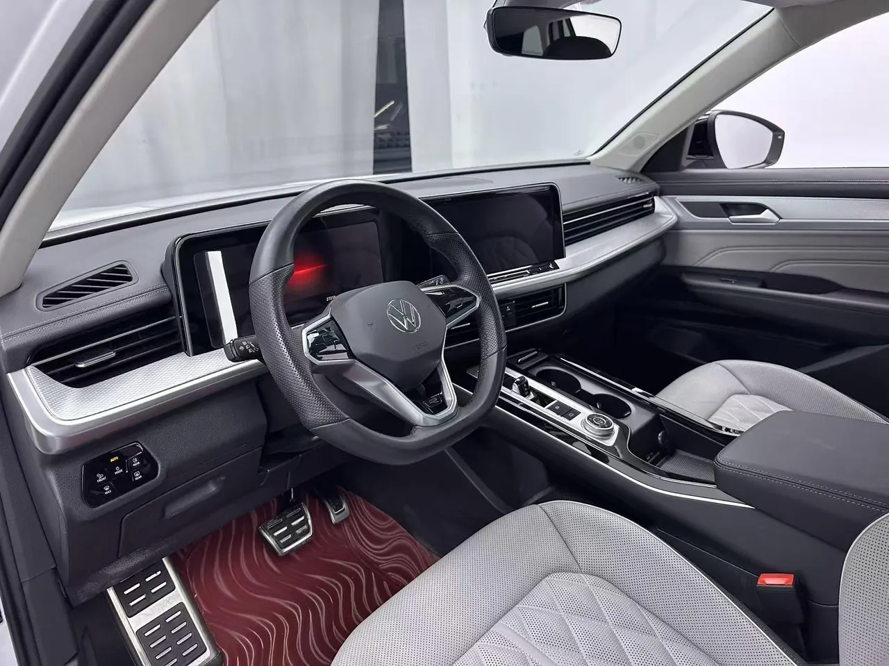 Volkswagen 2023 model tour R-Line 2.0TSI 380TSI four-wheel drive parade version automatic gear 4