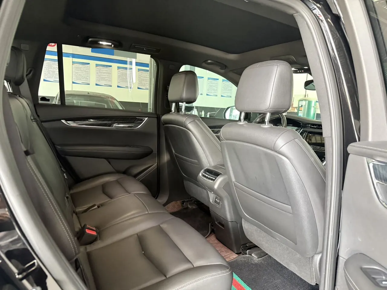 Cadillac 2021 XT6 2.0T 28T 7-seat luxury automatic gear 5