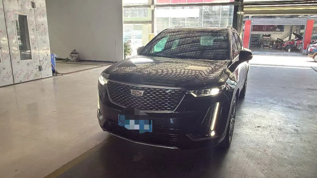 Cadillac 2021 XT6 2.0T 28T 7-seat luxury automatic gear 6