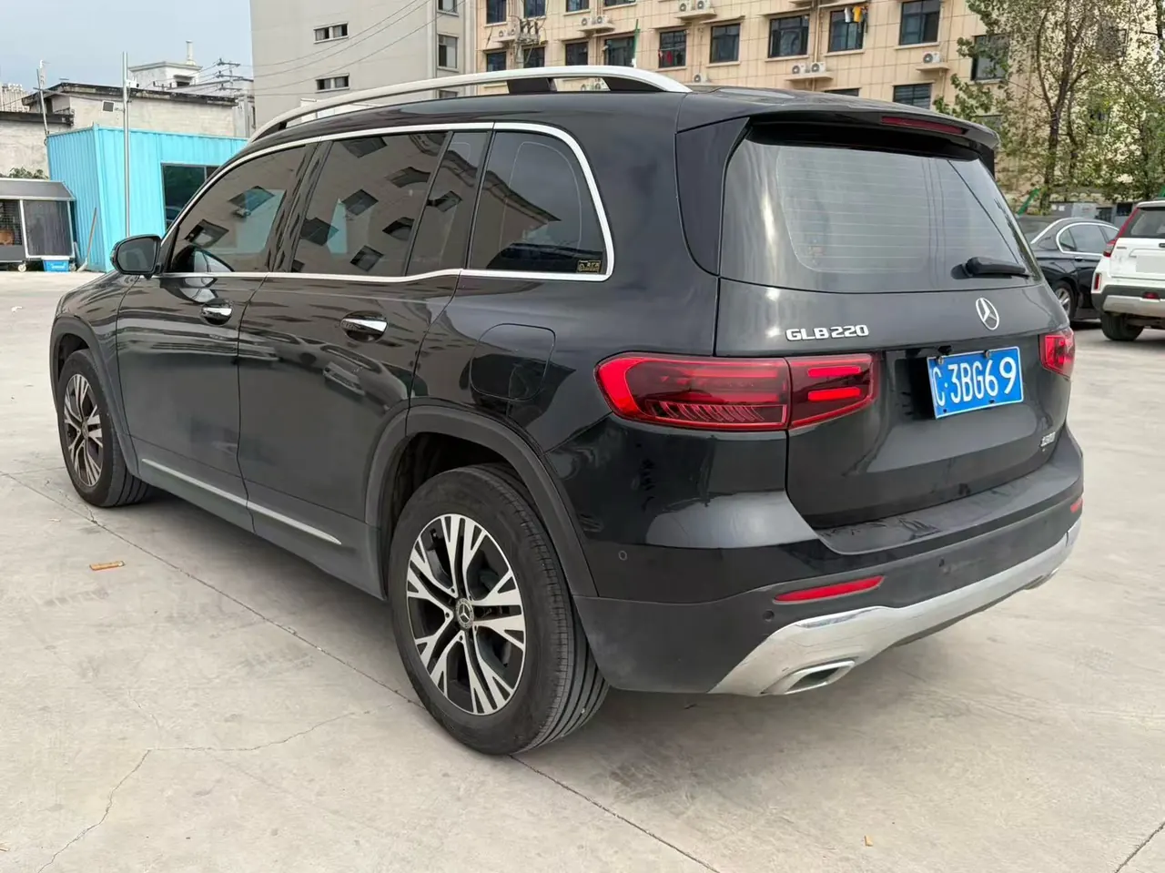 Mercedes Benz 2025 GLB 220 48V 2.0T Sporty Model Automatic 4
