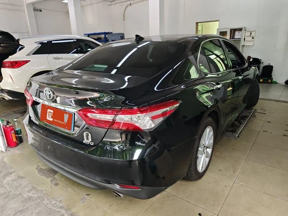 Toyota 2021 Camry 2.0G Stepless Deluxe Edition Automatic Gear 2