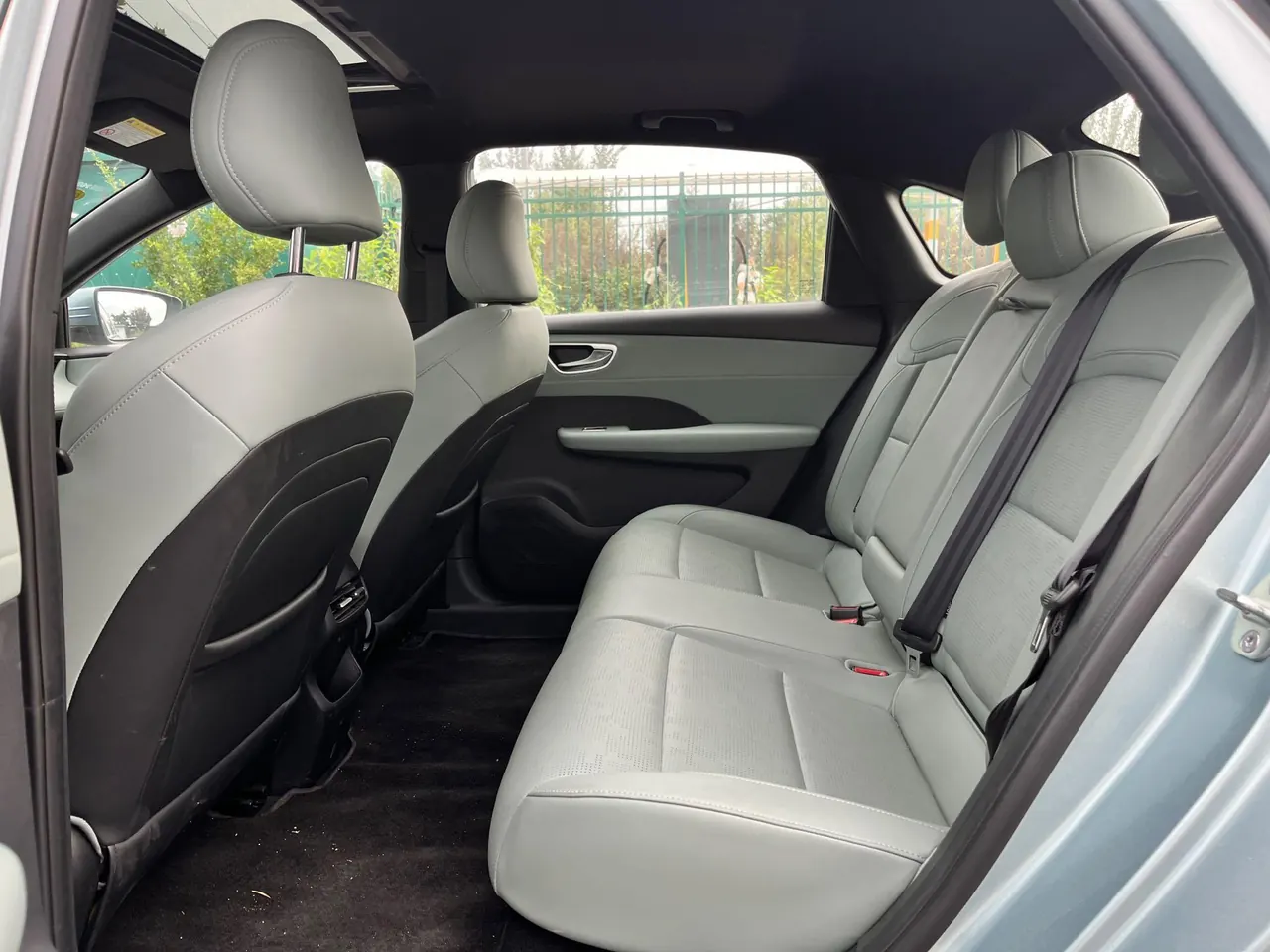 Roewe 2025 D 6 520km Smart Edition Automatic Gear 7