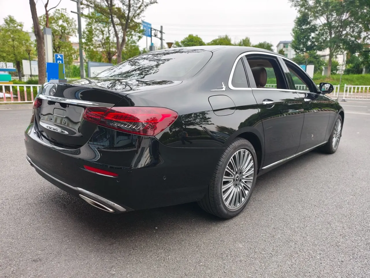 Mercedes Benz E-Class 2021 E 300 L 2.0T Fashion Automatic Gear 5