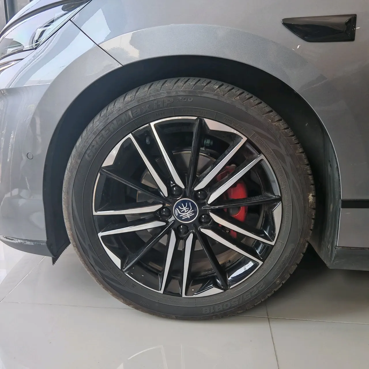 BYD 2025 Qin L EV 545KM cloud chariot type automatic gear 11