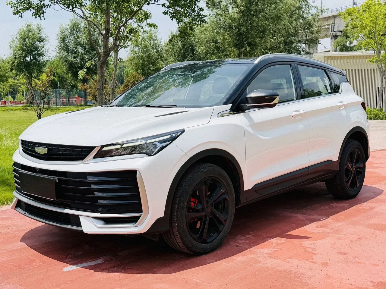 Открыть галерею: Geely 2025 Binyue L 1.5TD Xingyao Automatic Gear