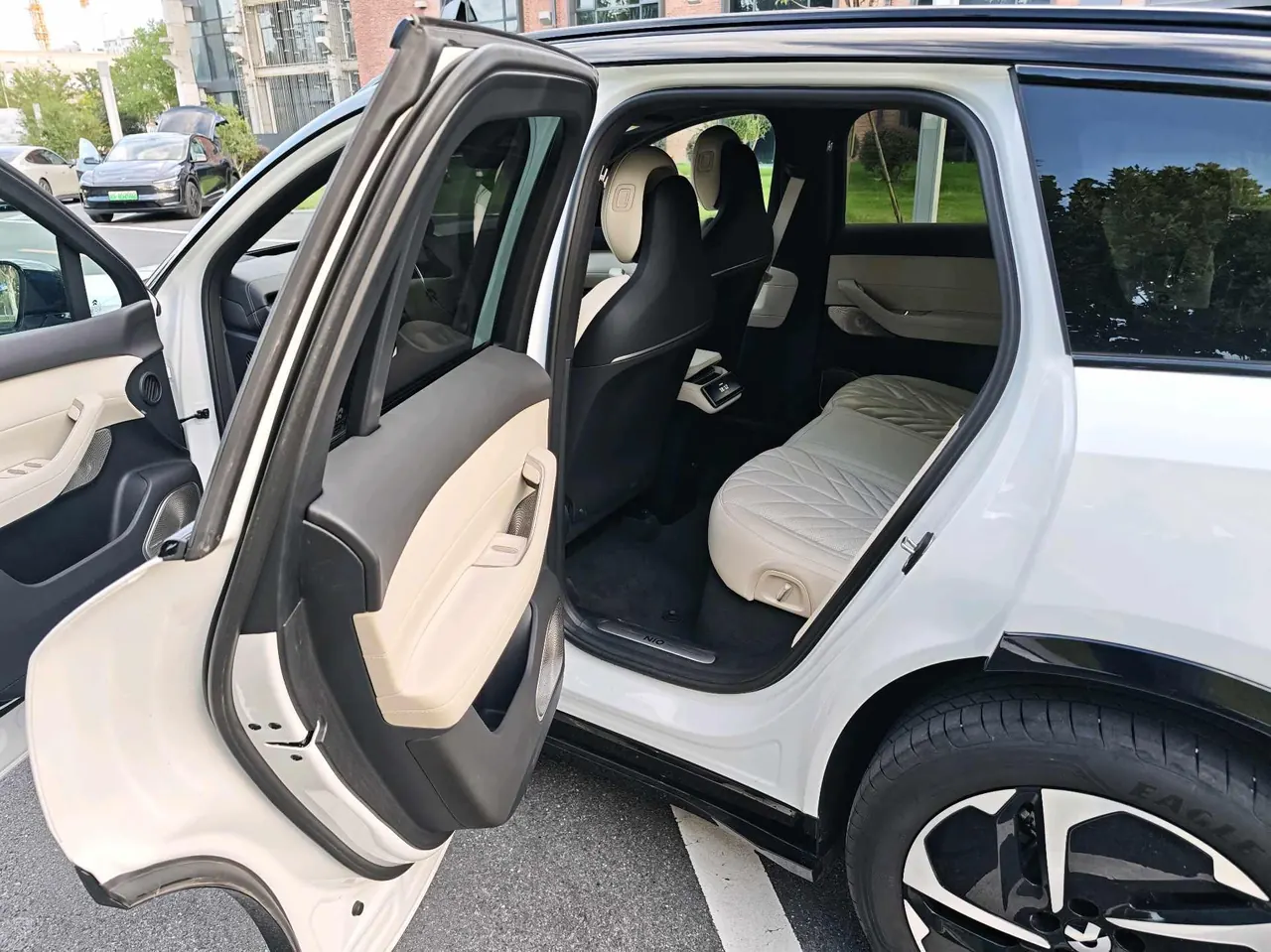 NIO 2025 ES6 75kWh automatic gear 3