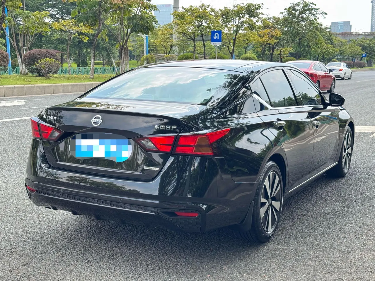 Nissan 2021 Teana 2.0 Stepless XL Comfort Edition Automatic Gear 3